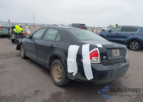 2007 Ford Fusion S from USA, damaged, VIN 3FAHP06Z47R105547